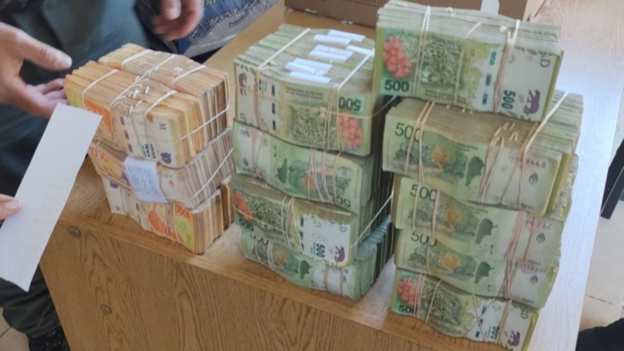 Un camionero viajaba con más de 7 millones de pesos sin aval legal